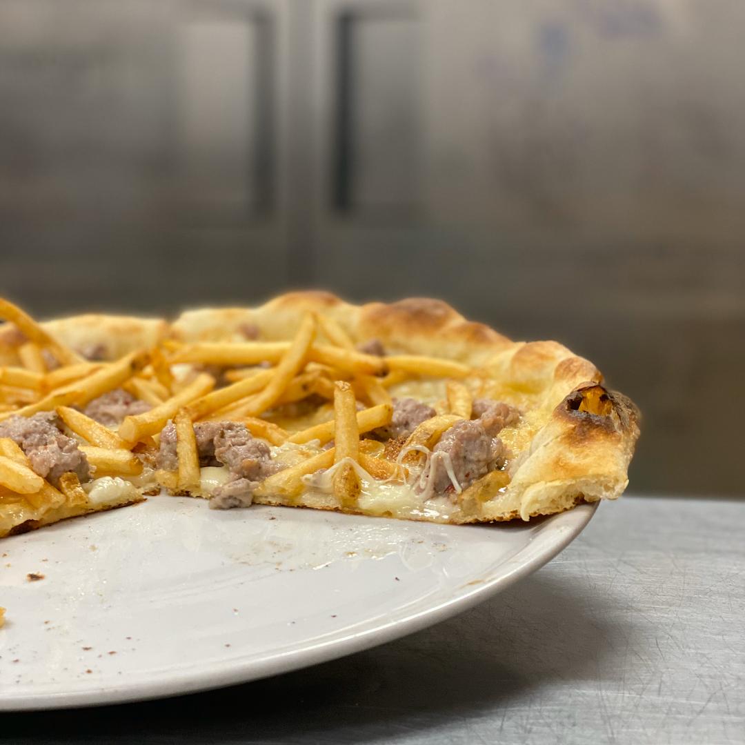 CM2 Pizzeria & Bakeshop